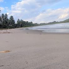 PANTAI BORENGAN